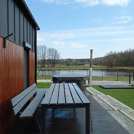 Nad Jeziorkiem Sauna -silownia-balia *